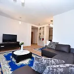 Apartments Richmond Delux