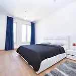 Apartments Richmond Delux